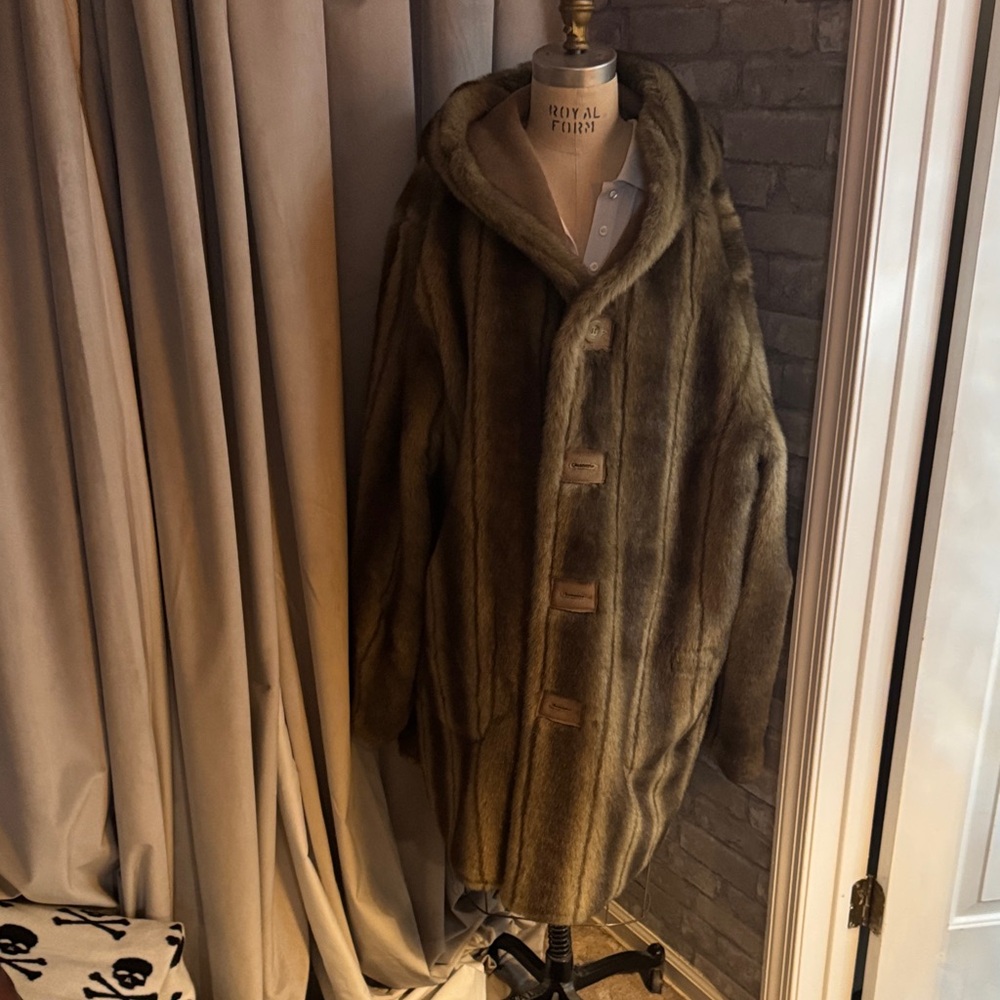 Dennis Basso Plush light  Brown reversable ultra suede faux fur Jacket!